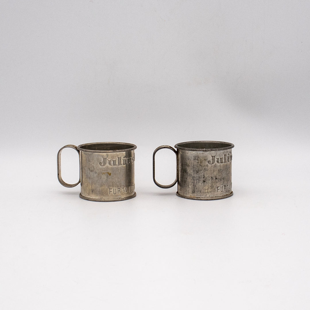 Meinl Kaffee Messbecher Paar, Seitenansicht links