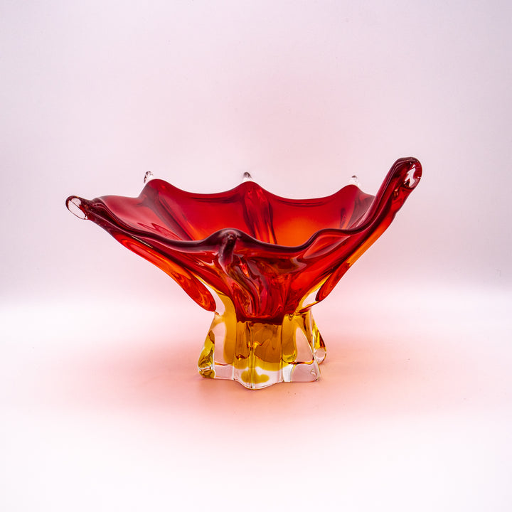 Murano Glasschale in Sternform, Seitenansicht rechts