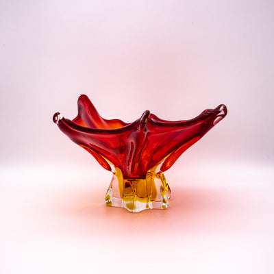 Murano Glasschale in Sternform, Seitenansicht links