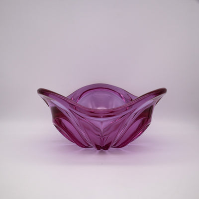 Glasschale lila, Seitenansicht