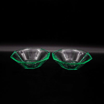 Grüne Glasschüsseln, Rückseite