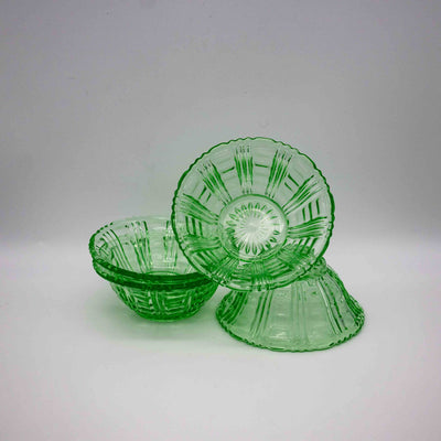 Grüne Salatschalen Set, arrangiert