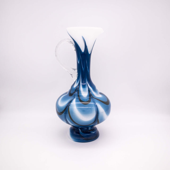 Krugvase, Seitenansicht links