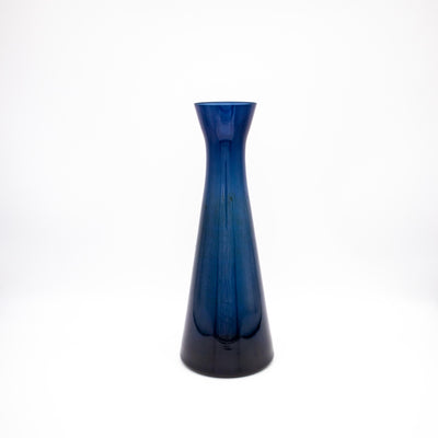 Mitternachtsblaue Vase, Vorderseite