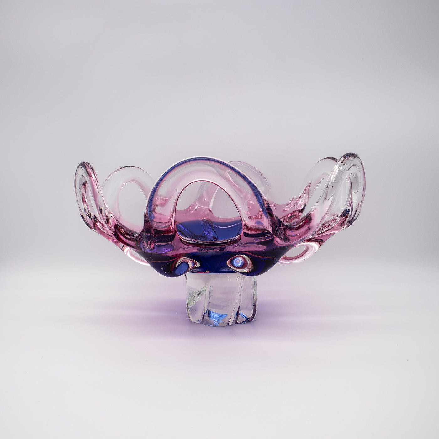 Schleifen-Glasschale von Josef Hospodka, Vorderseite